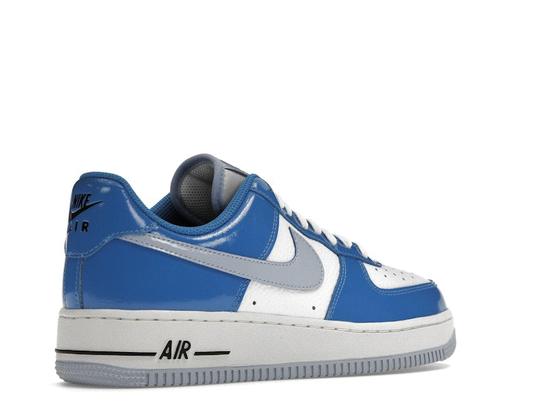 Nike Air Force 1 Low Blue Patent (Women's), vista a 360 gradi 33 di 36