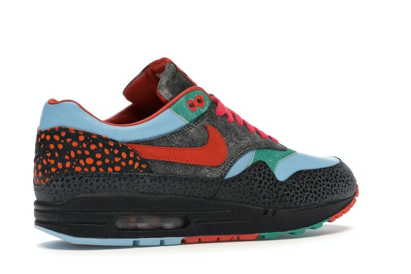 Nike Air Max 1 Supreme Tech Pack, vista a 360 gradi 34 di 36