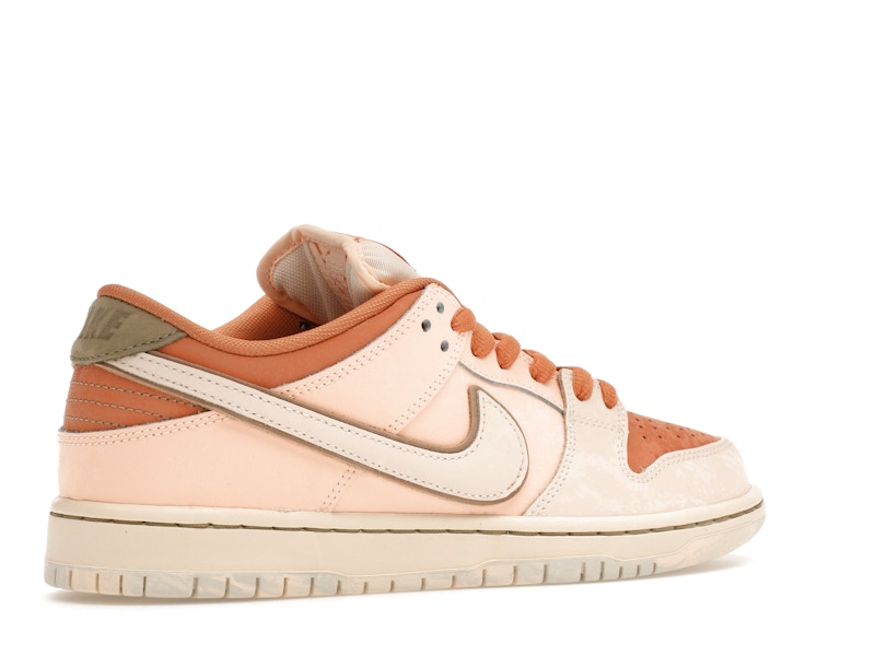 Nike SB Dunk Low Trocadéro Gardens - Amber Brown/Guava Ice/Crimson Tint/Hemp/Neutral Olive/Pale Ivory - FV5926-200 - 34