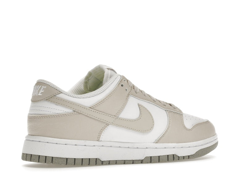Nike Dunk Low Next Nature White Light Orewood Brown (Women's), vista a 360 gradi 34 di 36