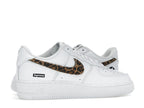 Nike Air Force 1 Low Supreme GOODENOUGH, vista a 360 gradi 35 di 36
