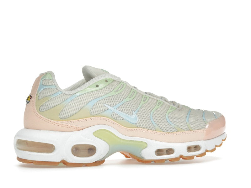 Nike Air Max Plus Crimson Tint (Women's), vista a 360 gradi 35 di 36