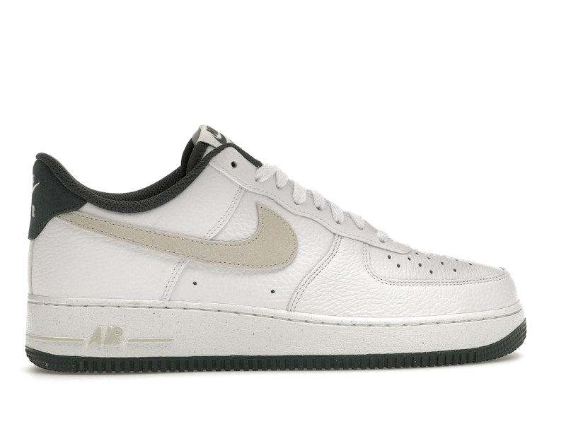 Nike Air Force 1 Low '07 LV8 Vintage Green, vista a 360 gradi 36 di 36