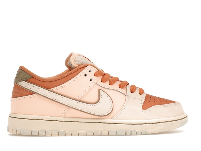 Nike SB Dunk Low Trocadéro Gardens - Amber Brown/Guava Ice/Crimson Tint/Hemp/Neutral Olive/Pale Ivory - FV5926-200 - 36