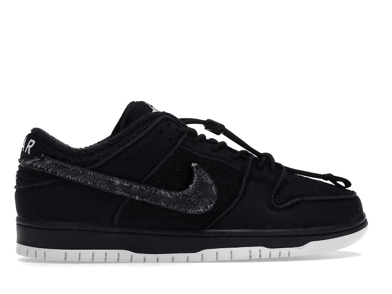 Nike Sb Dunk Low Gnarhunters - Black/Black/White - DH7756-010 - 36
