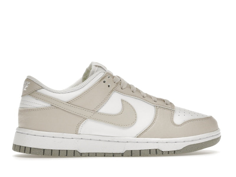 Nike Dunk Low Next Nature White Light Orewood Brown (Women's), vista a 360 gradi 36 di 36