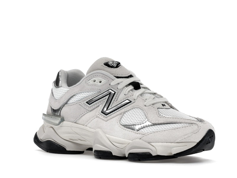 New Balance 9060 White Black Metallic Silver, vista a 360 gradi 5 di 36