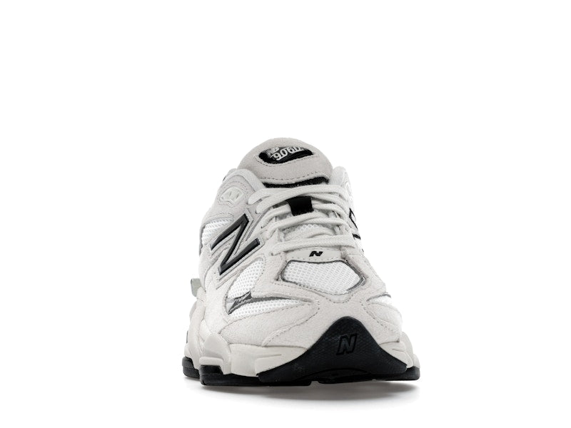 New Balance 9060 White Black Metallic Silver, vista a 360 gradi 9 di 36