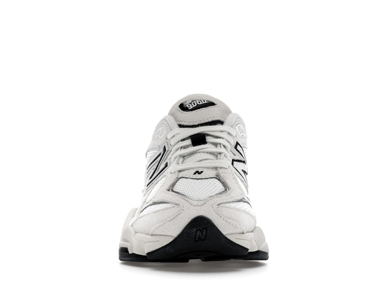 New Balance 9060 White Black Metallic Silver, vista a 360 gradi 10 di 36