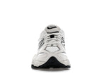 New Balance 9060 White Black Metallic Silver, vista a 360 gradi 10 di 36
