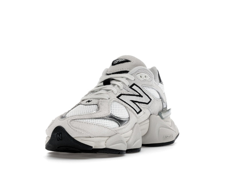 New Balance 9060 White Black Metallic Silver, vista a 360 gradi 13 di 36