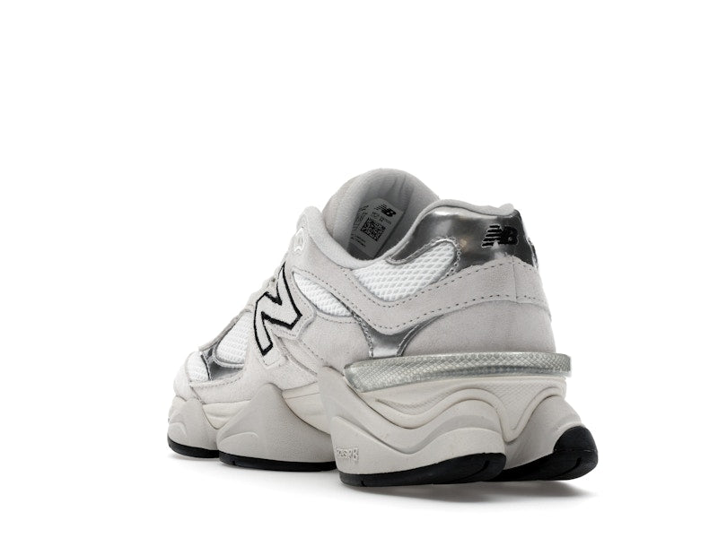 New Balance 9060 White Black Metallic Silver, vista a 360 gradi 25 di 36