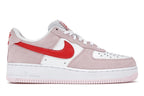Nike Air Force 1 07 QS Love Letter, vista a 360 gradi 1 di 36