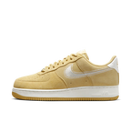 Nike Air Force 1 Low '07 LV8 Buff Gold Sail Embroidered Swoosh - vue profil
