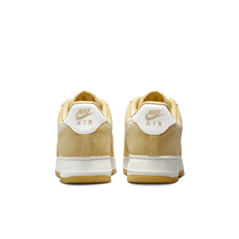 Nike Air Force 1 Low '07 LV8 Buff Gold Sail Embroidered Swoosh - vue arriere