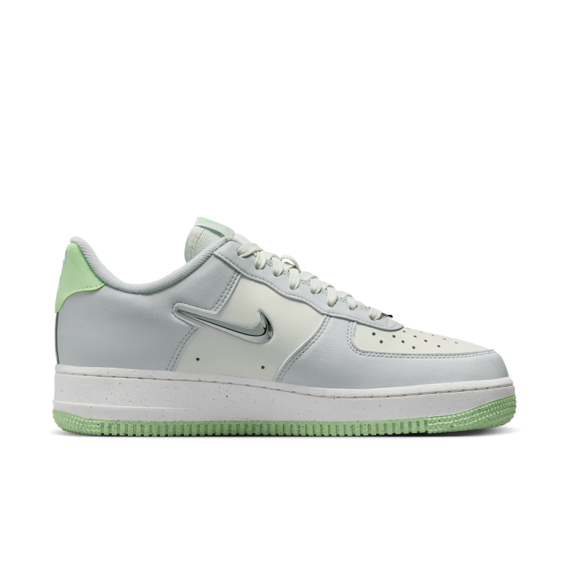 Nike Air Force 1 Low '07 SE Next Nature Sea Glass Vapor Green Liquid Metal (Women's) - vue dessus