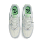 Nike Air Force 1 Low '07 SE Next Nature Sea Glass Vapor Green Liquid Metal (Women's) - vue paire