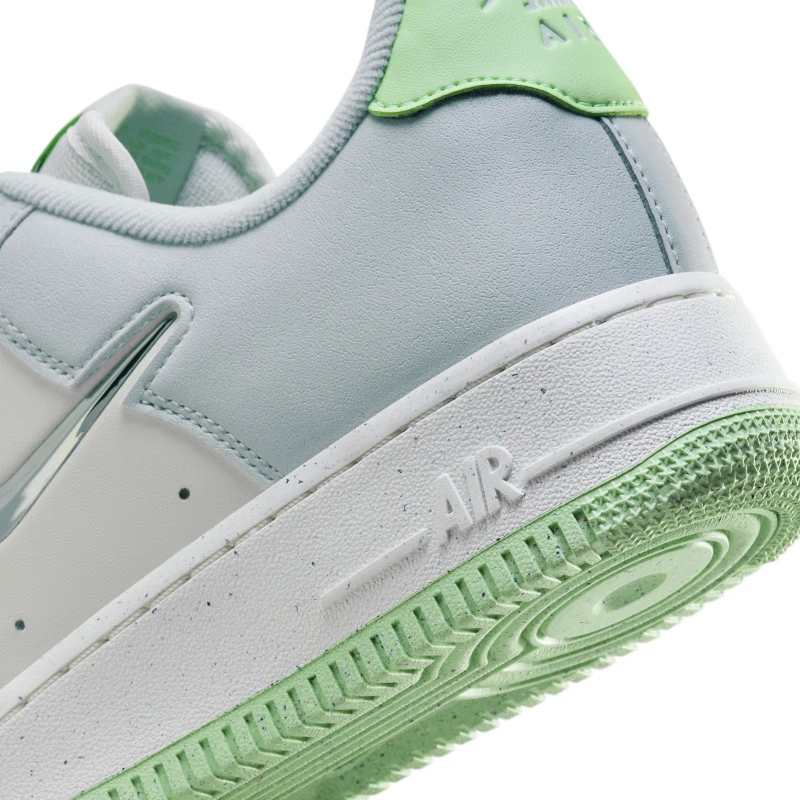 Nike Air Force 1 Low '07 SE Next Nature Sea Glass Vapor Green Liquid Metal (Women's) - vue detail 2
