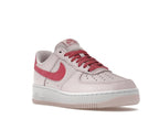 Nike Air Force 1 Low 07 Valentines Day (2026), vista a 360 gradi 6 di 36