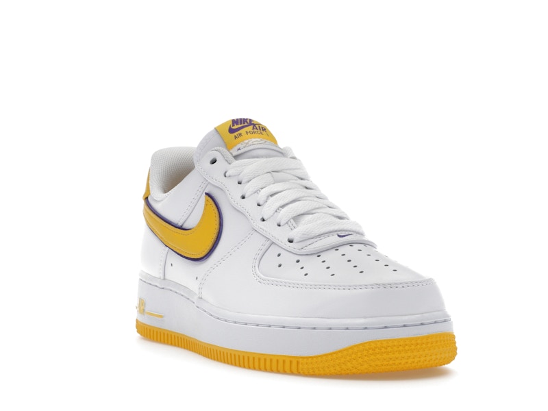Nike Air Force 1 Low Kobe Bryant Lakers Home, vista a 360 gradi 7 di 36