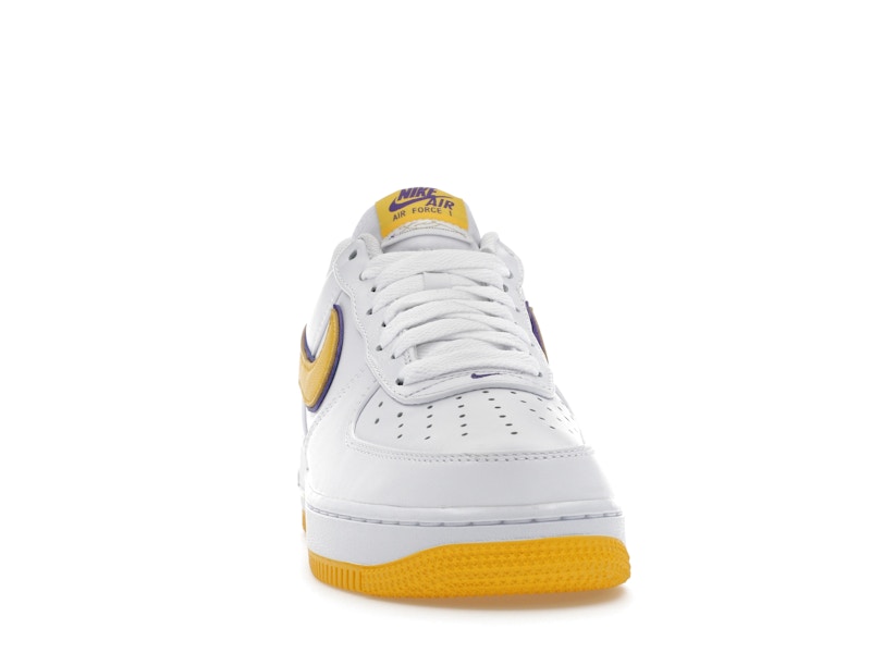 Nike Air Force 1 Low Kobe Bryant Lakers Home, vista a 360 gradi 9 di 36