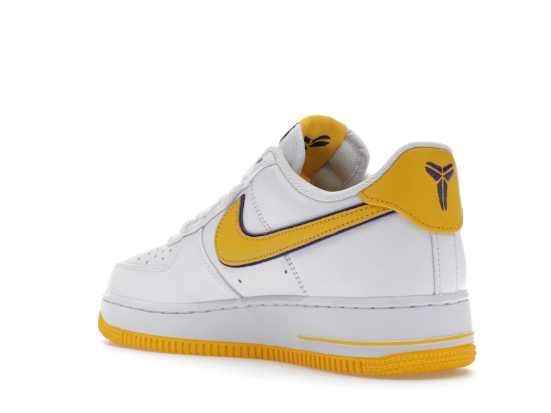 Nike Air Force 1 Low Kobe Bryant Lakers Home, vista a 360 gradi 24 di 36