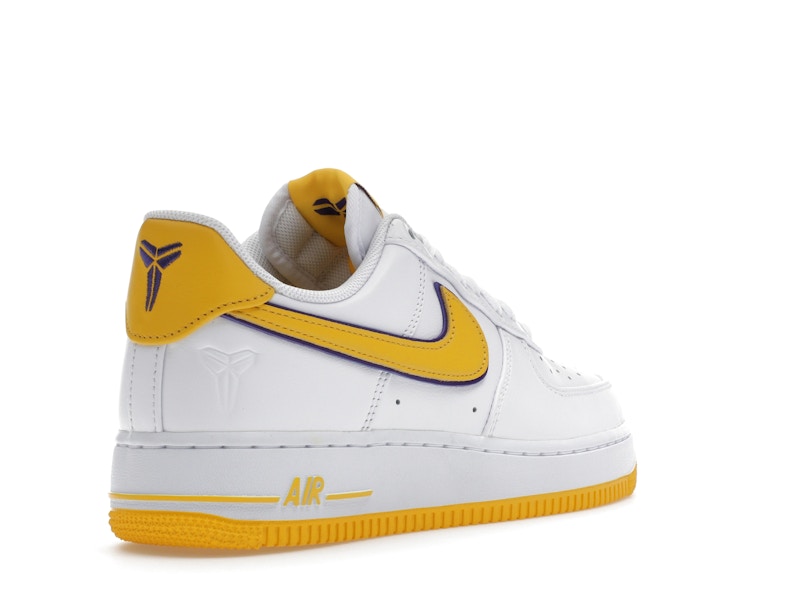 Nike Air Force 1 Low Kobe Bryant Lakers Home, vista a 360 gradi 32 di 36