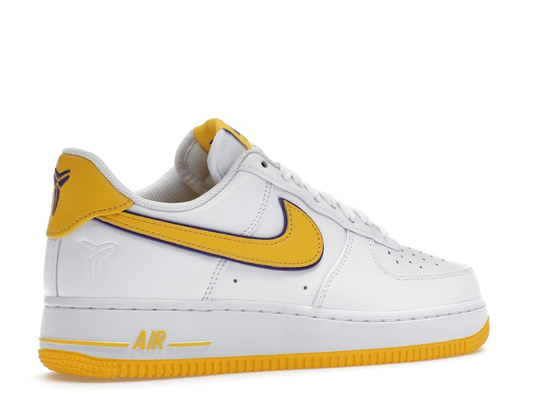 Nike Air Force 1 Low Kobe Bryant Lakers Home, vista a 360 gradi 34 di 36