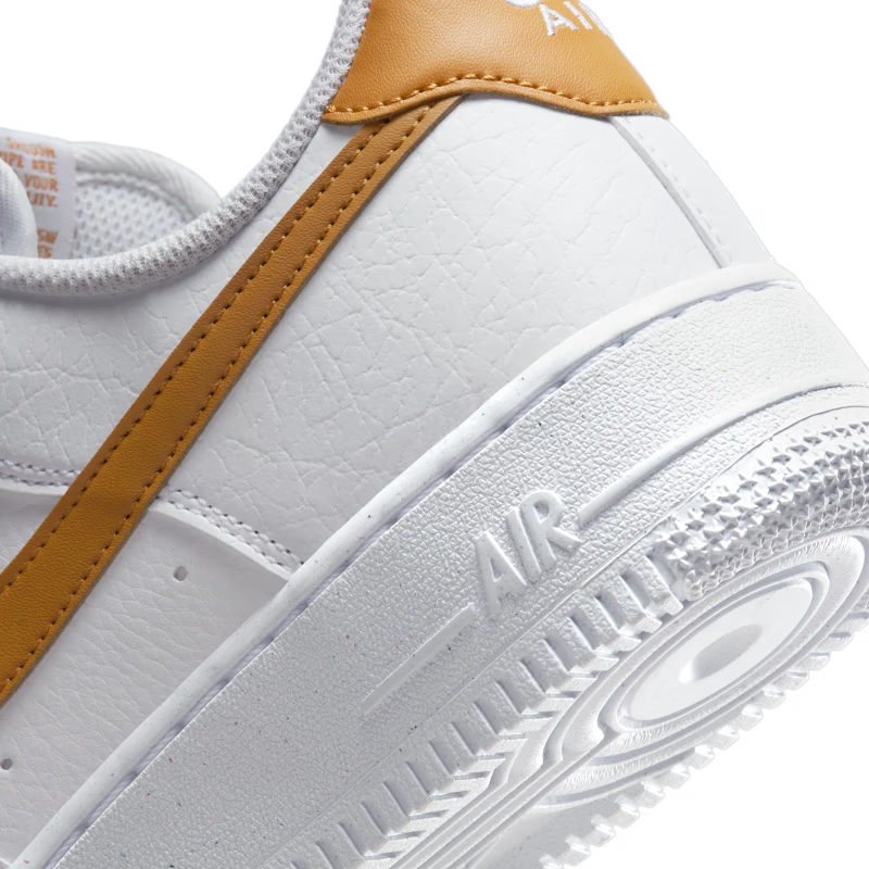 Nike Air Force 1 Low Next Nature White Gold (Women's) - vue detail 2