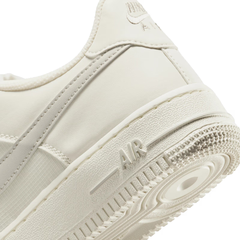 Nike Air Force 1 Low Sail Light Bone (GS) - vue detail 2