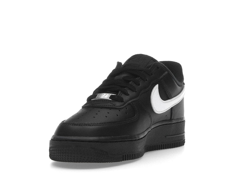 Nike Air Force 1 Low Supreme Black White, vista a 360 gradi 13 di 36
