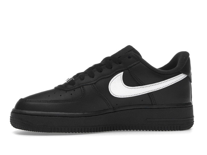 Nike Air Force 1 Low Supreme Black White, vista a 360 gradi 18 di 36