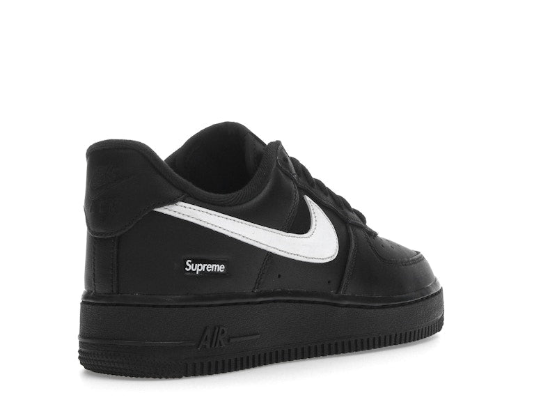 Nike Air Force 1 Low Supreme Black White, vista a 360 gradi 32 di 36