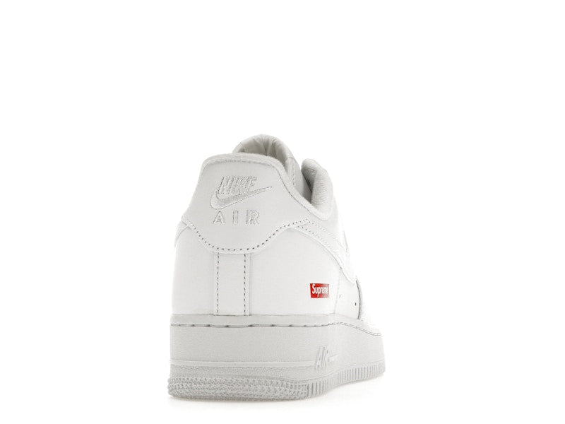 Nike Air Force 1 Low Supreme Box Logo White, vista a 360 gradi 29 di 36