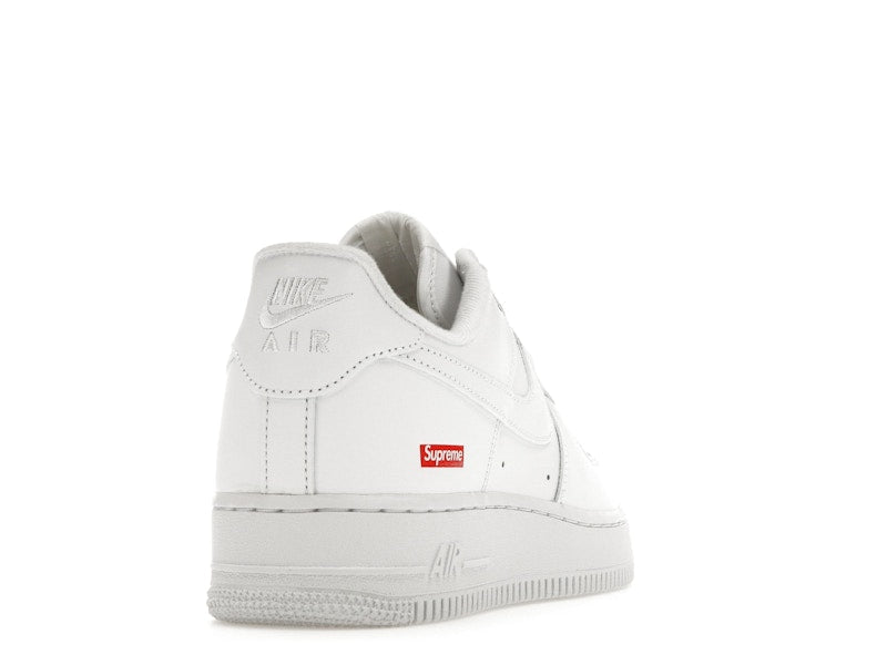 Nike Air Force 1 Low Supreme Box Logo White, vista a 360 gradi 30 di 36