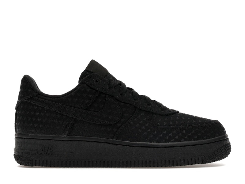 Nike Air Force 1 Low Valentines Day Triple Black (2026), vista a 360 gradi 1 di 36