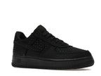 Nike Air Force 1 Low Valentines Day Triple Black (2026), vista a 360 gradi 4 di 36