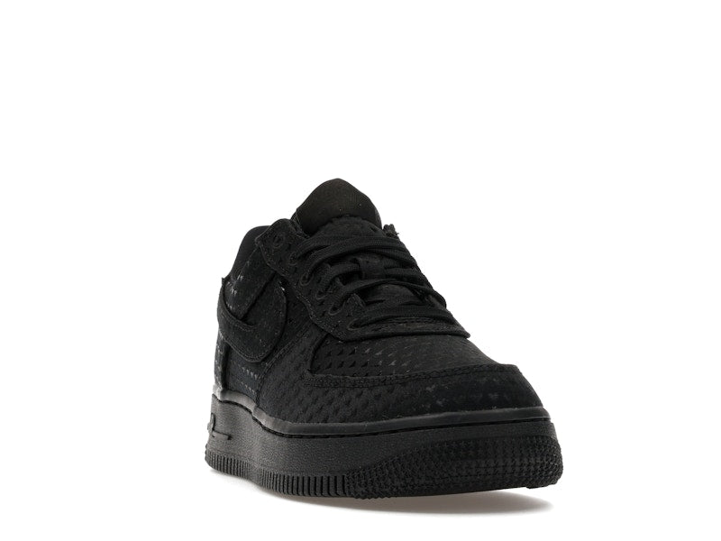 Nike Air Force 1 Low Valentines Day Triple Black (2026), vista a 360 gradi 8 di 36