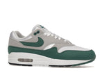 Nike Air Max 1 Anniversary Green (2020), vista a 360 gradi 3 di 36
