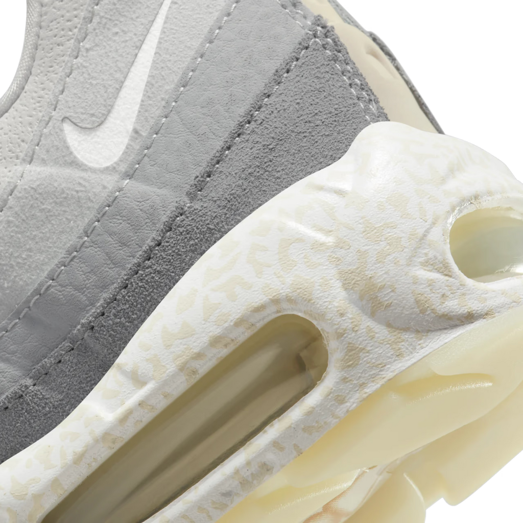 Nike Air Max 95 Light Bone GID - vue detail 2