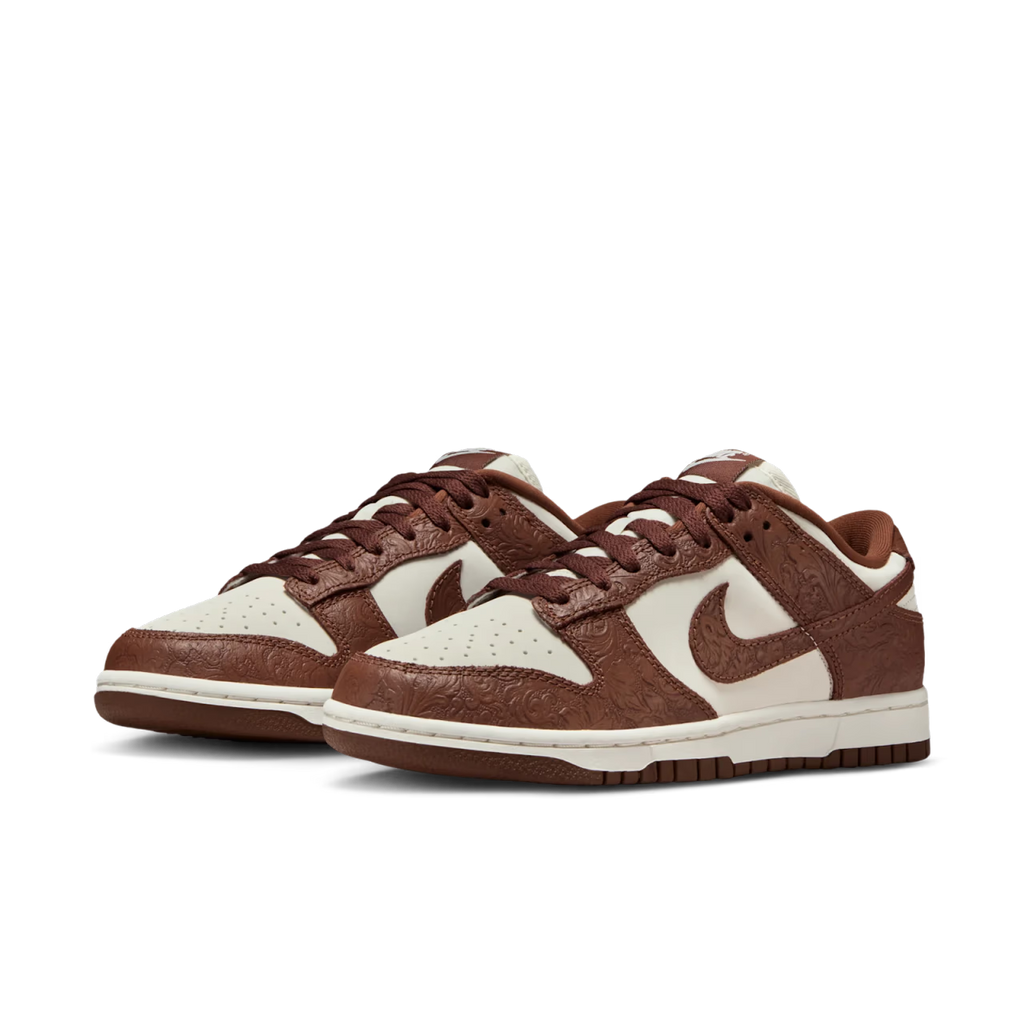 Nike Dunk Low Embossed Baroque Sail Fauna Brown (Women's) - vue paire