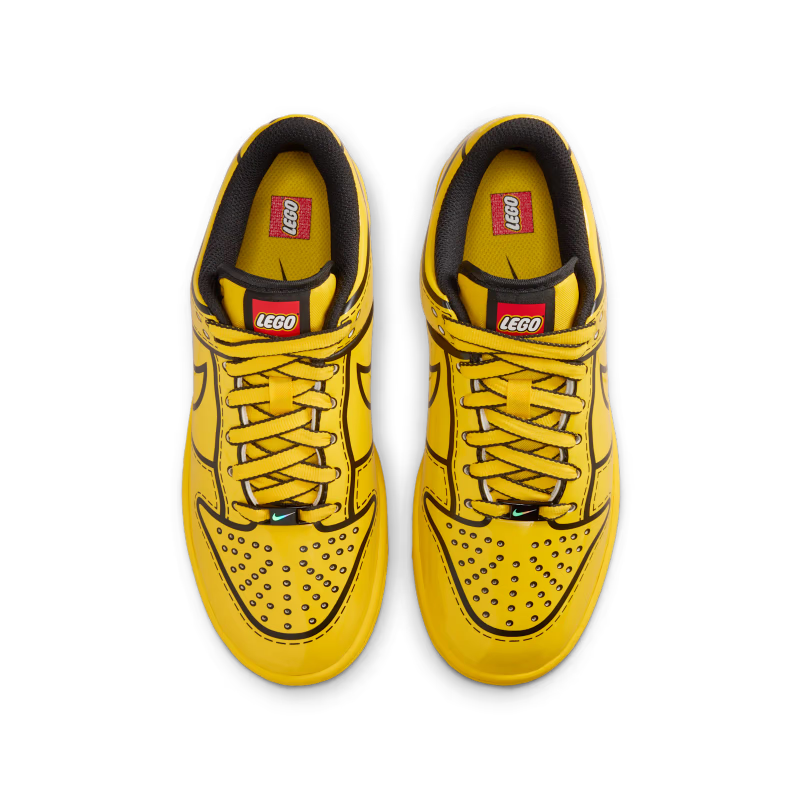 Nike Dunk Low LEGO Tour Yellow (GS) - vue dessus
