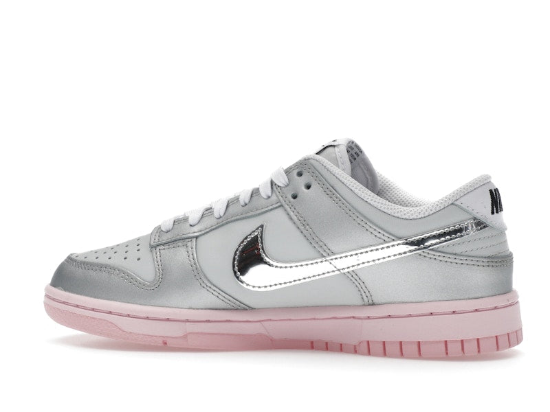Nike Dunk Low Lx Metallic Silver Pink Foam, vista a 360 gradi 21 di 36