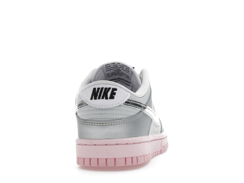 Nike Dunk Low Lx Metallic Silver Pink Foam, vista a 360 gradi 29 di 36