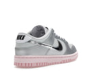 Nike Dunk Low Lx Metallic Silver Pink Foam, vista a 360 gradi 32 di 36
