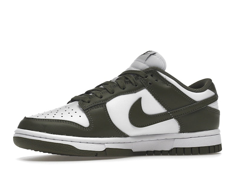 Nike Dunk Low Medium Olive (W), vista a 360 gradi 17 di 36