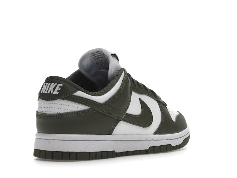 Nike Dunk Low Medium Olive (W), vista a 360 gradi 32 di 36