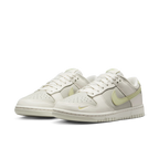 Nike Dunk Low Phantom Olive Aura  (Women's) - vue paire