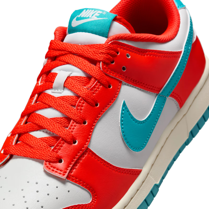 Nike Dunk Low Picante Red Dusty Cactus - vue detail