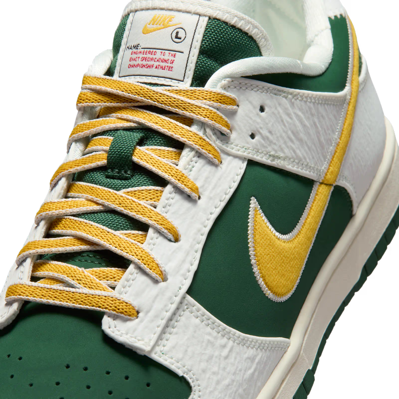 Nike Dunk Low Retro Varsity Jacket Sail Fir University Gold - vue detail